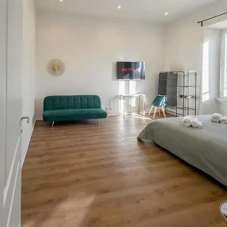 Apartamento Colosseum Charme *